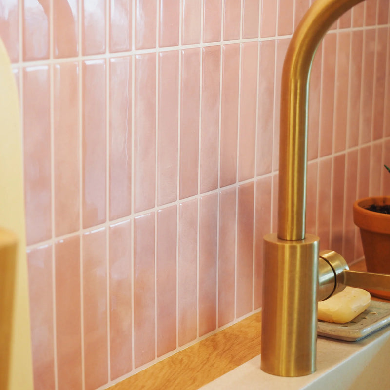 Peel & Stick Fliesen – Stilvolles Wand-Upgrade ohne Handwerker