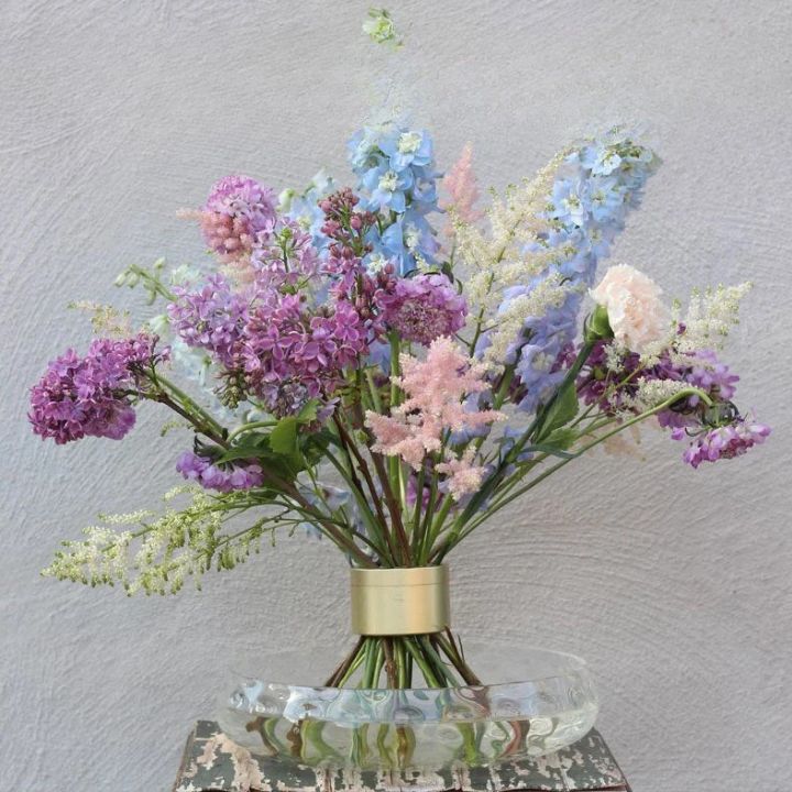 Spiral-Blumenhalter für perfekte Blumengestecke