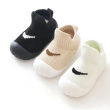 Sockili – Die ersten Schritte voller Sicherheit und Komfort