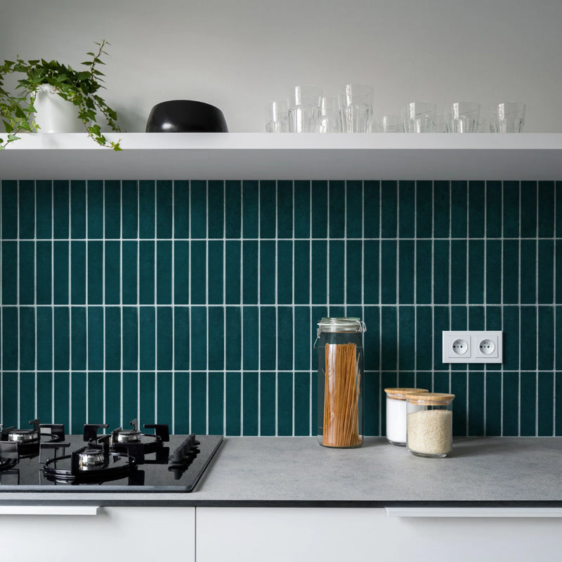 Peel & Stick Fliesen – Stilvolles Wand-Upgrade ohne Handwerker