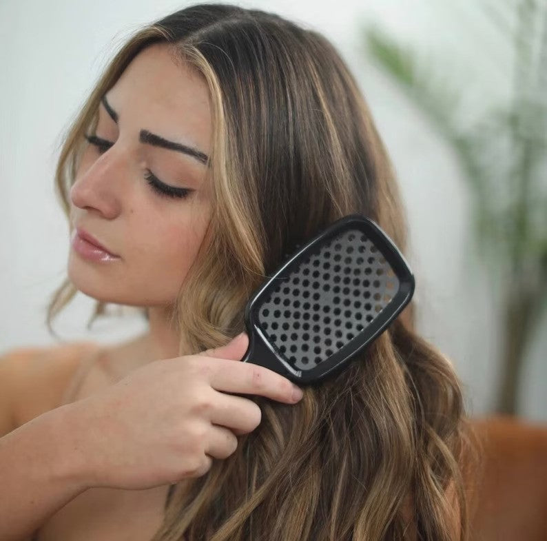 1+1 Gratis | KnotKlear™ Haarwunder-Bürste